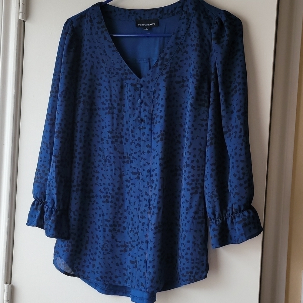 Fortune+ Ivy Blue & Black Top Size Small